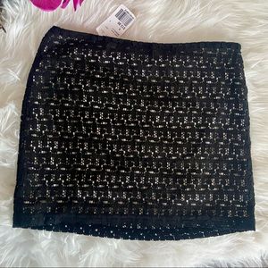 Cream/Black Short Mini Skirt with Side Zipper, Size S